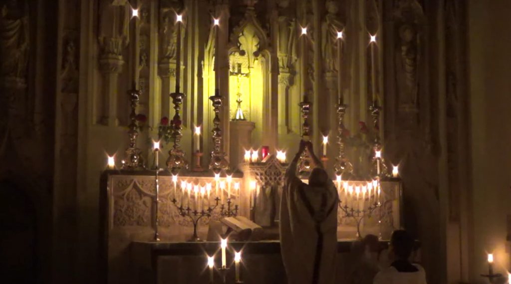 Rorate Mass at Our Lady of Ransom Church, Eastbourne, 11 December 2020